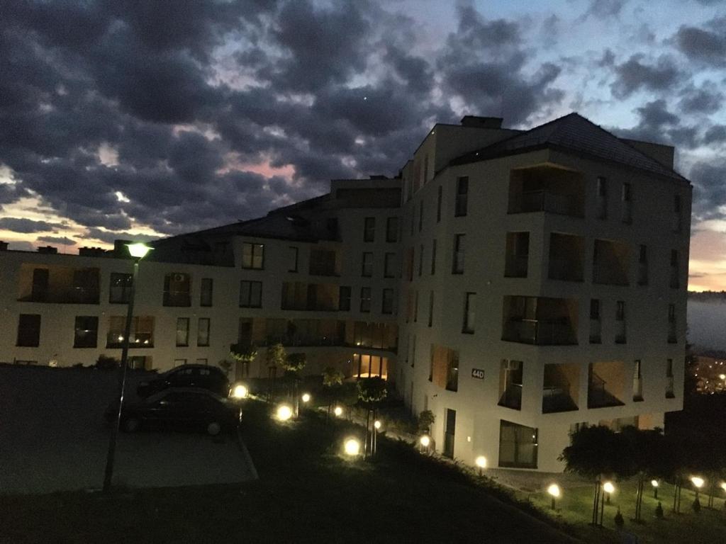 With Beautiful Views Apartment