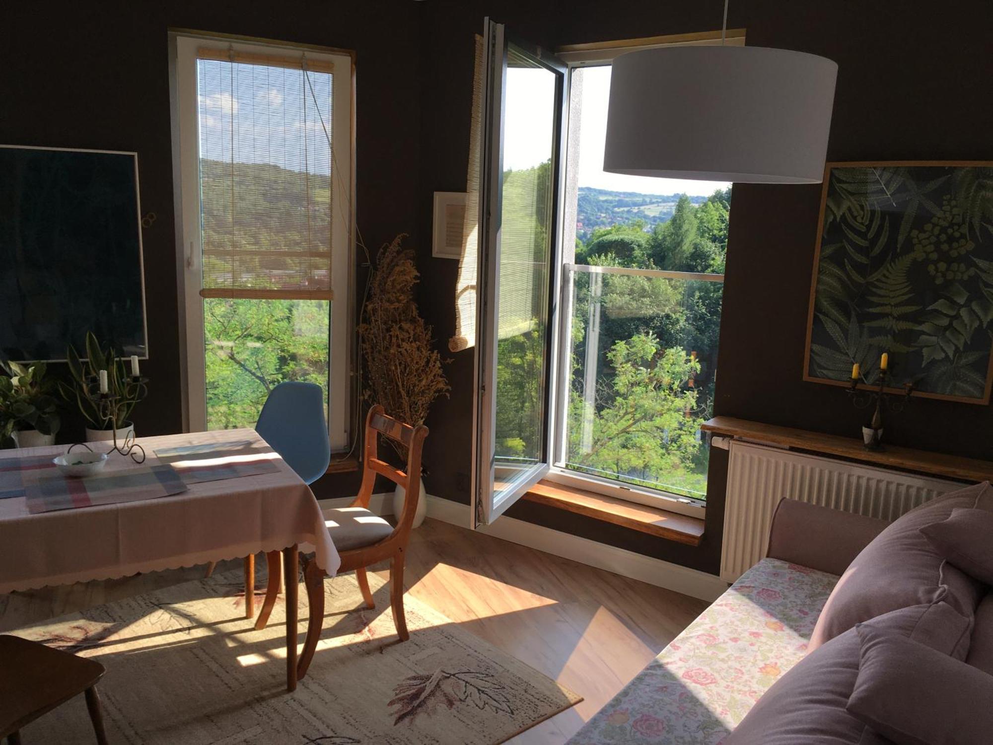 With Beautiful Views Apartment